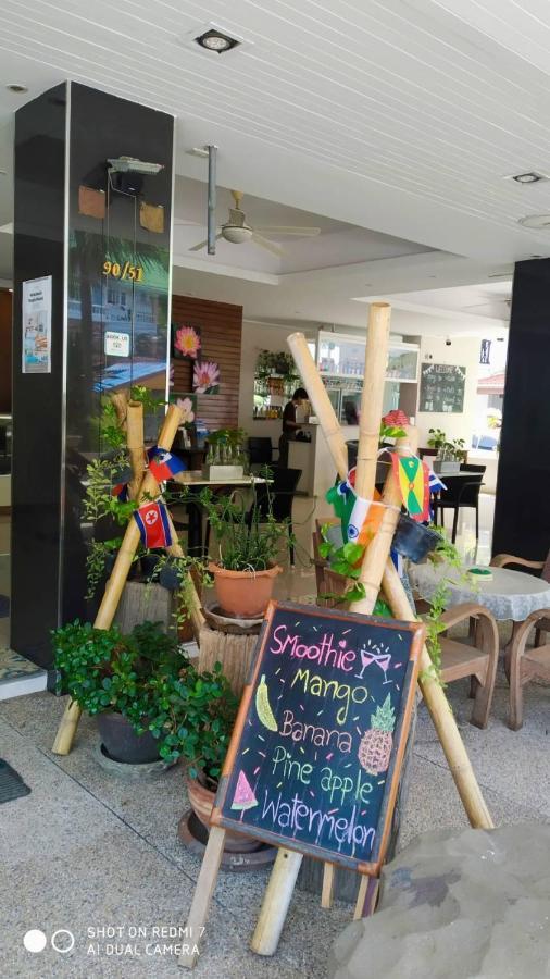 Kata Beach Studio Phuket Luaran gambar