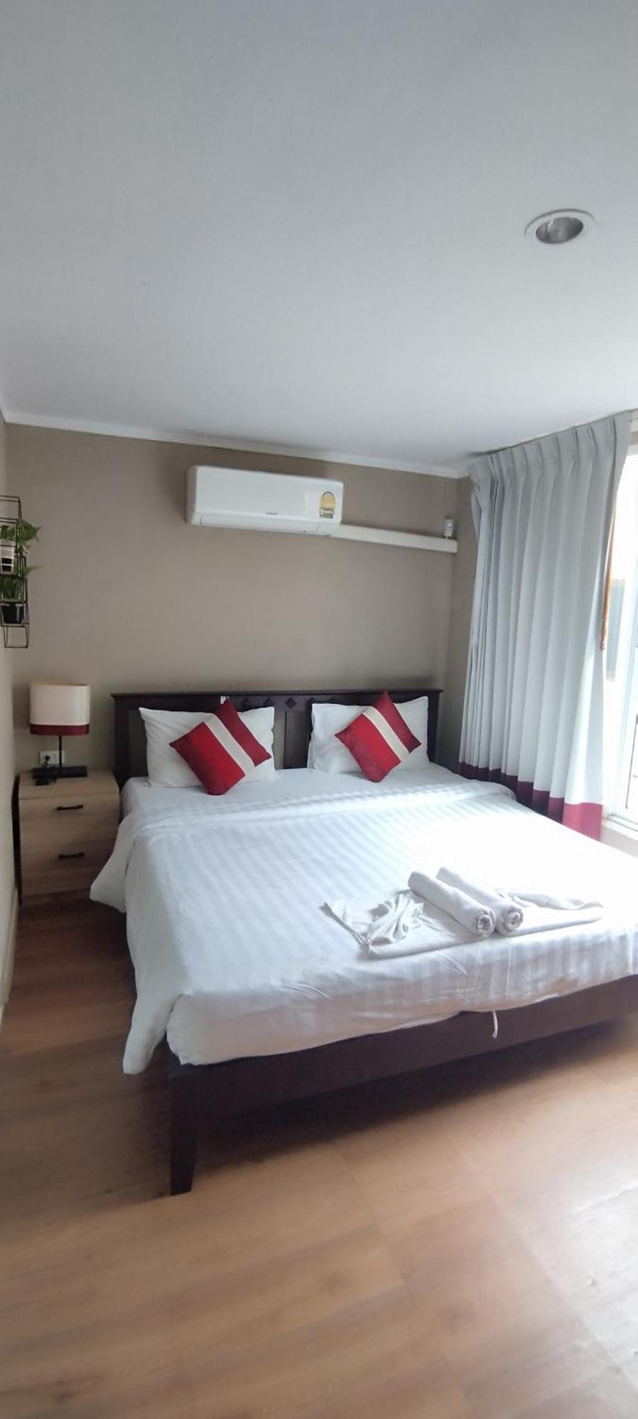 Kata Beach Studio Phuket Luaran gambar