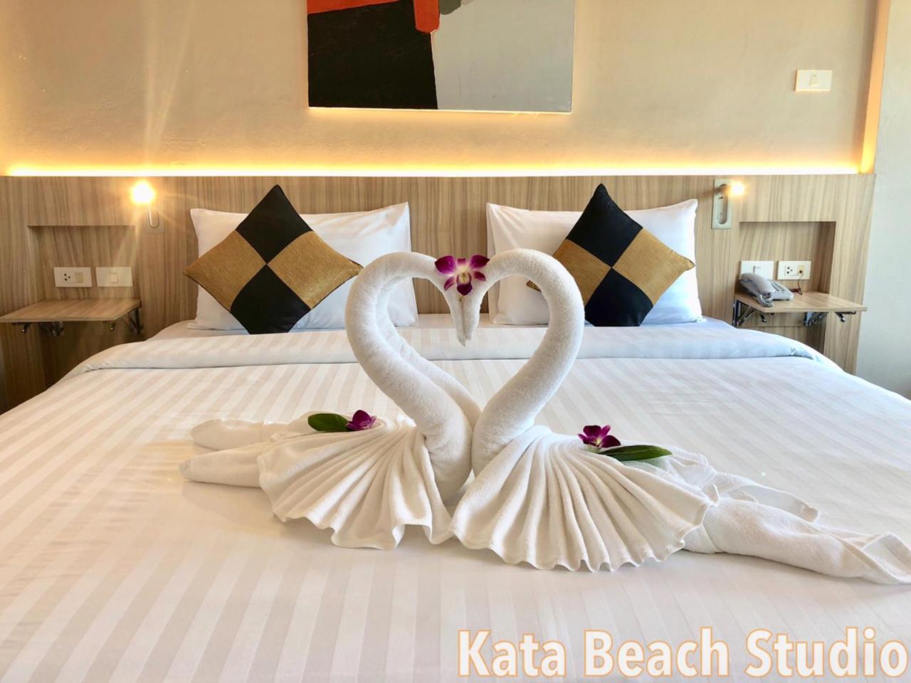 Kata Beach Studio Phuket Luaran gambar